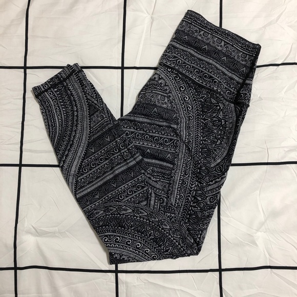 Lululemon leggings - Picture 1 of 5